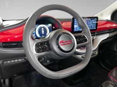 Fiat 500 BEV (2022) - Photo 8