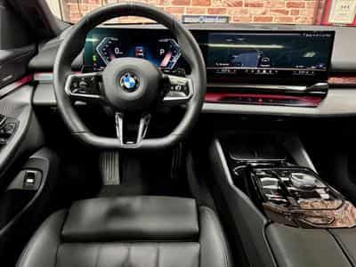 BMW 520 520dA Touring 2.0 197cv Auto xDrive M-SPORT (2025) - Photo 4