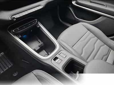 Jeep Wrangler (2026) - Photo 11