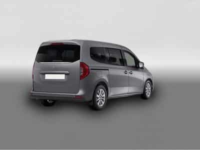 Mercedes EQ (2026) - Photo 3