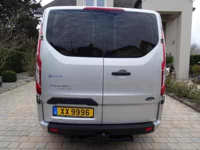 Ford Transit 2.0   TDCi 130 9PLACES (2021) - Foto 4