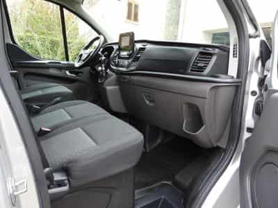 Ford Transit 2.0   TDCi 130 9PLACES (2021) - Foto 9