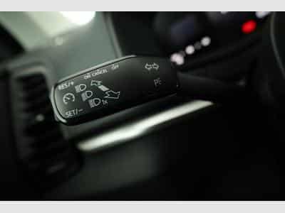 Skoda Karoq Selection (2025) - Foto 9