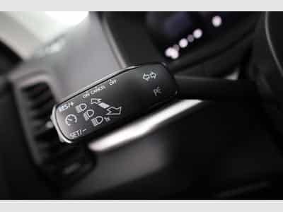 Skoda Karoq Selection (2025) - Foto 9