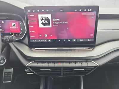 Skoda Octavia 1.5 TSI mHEV 110 kW Sportline (2025) - Photo 12