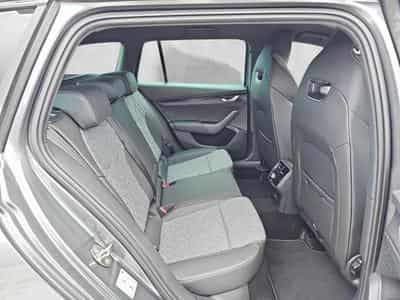Skoda Octavia 1.5 TSI mHEV 110 kW Sportline (2025) - Photo 13