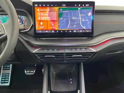 Skoda Octavia RS (2026) - Photo 8