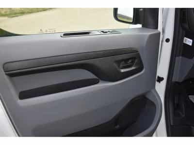 Peugeot Expert 2,0 HDi 120 Airco 3 places (2019) - Photo 12