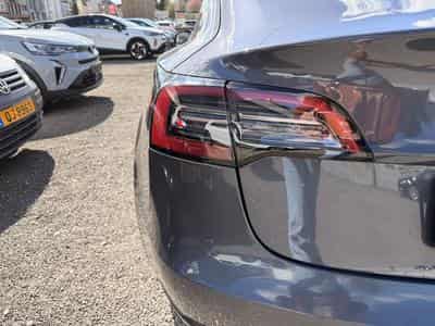 Tesla Model 3 Dual Motor Long Range (2022) - Photo 10