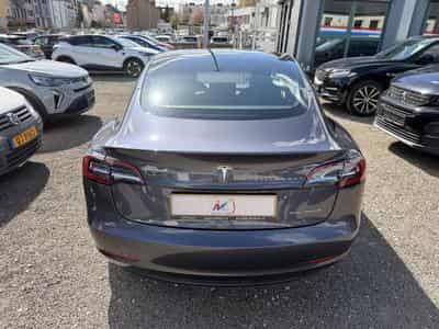 Tesla Model 3 Dual Motor Long Range (2022) - Photo 4