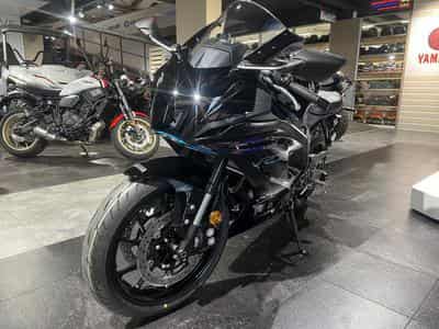 Yamaha R7 (2026) - Photo 2