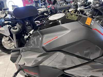 QJmotor SRK 921 (2026) - Foto 6