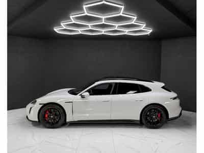 Porsche Taycan GTS Sport Turismo / PANO / PDLS + / LIFT / 360° (2022) - Photo 2