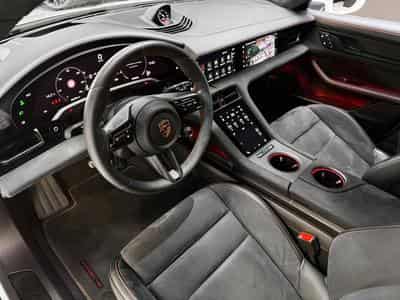 Porsche Taycan GTS Sport Turismo / PANO / PDLS + / LIFT / 360° (2022) - Photo 9