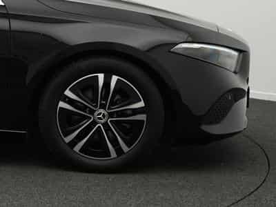 Mercedes A 180 d LED+Kamera+Apple+MBUX (2024) - Foto 6