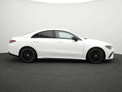 Mercedes CLA 200 d AMG-Line Cpe Multi+Kamera+19"+Ambi (2025) - Foto 5