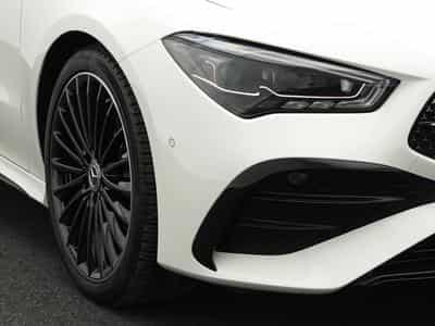 Mercedes CLA 200 d AMG-Line Cpe Multi+Kamera+19"+Ambi (2025) - Foto 9