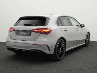 Mercedes A 200 AMG-Line Kamera+Night+19"+Ambi+MBUX (2025) - Foto 3