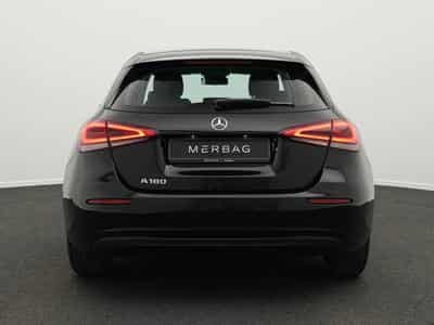 Mercedes A 180 Kamera+MBUX+LED+SHZ (2019) - Foto 4