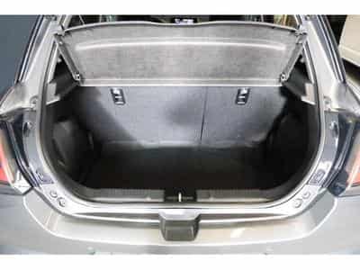 Suzuki Swift GL+ (2025) - Photo 8