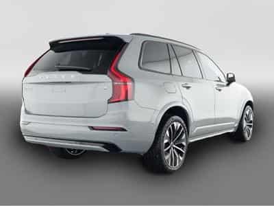 Volvo XC90 (2025) - Photo 2