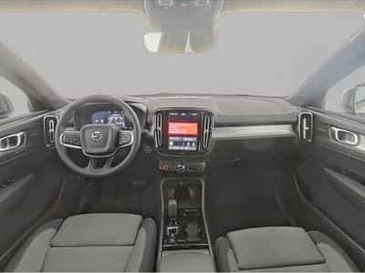 Volvo XC40 (2025) - Photo 5