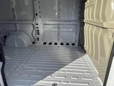 Peugeot Boxer tôlé 335 L2H2 (2025) - Photo 10