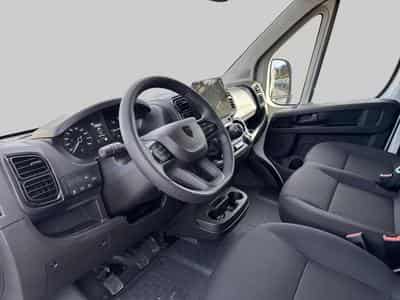 Peugeot Boxer tôlé 335 L2H2 (2025) - Photo 11