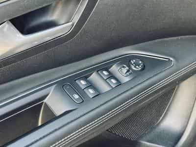 Peugeot 5008 5008 1.5 BlueHDi Allure (2020) - Foto 12