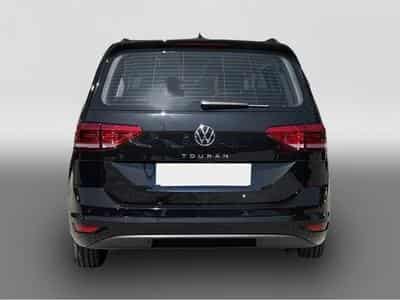 VW Touran (2024) - Photo 3