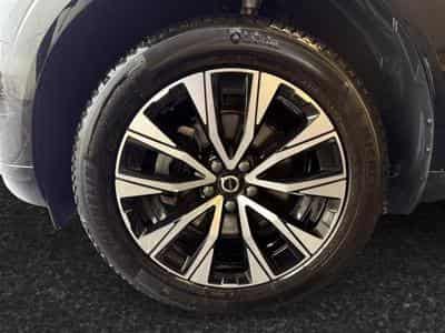 Volvo XC60 B5 Core / Essence (2025) - Foto 14