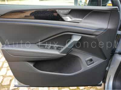 VW Tiguan R-Line 2.0 TDI 4MOTION 193 ch DSG 7 (2025) - Photo 12