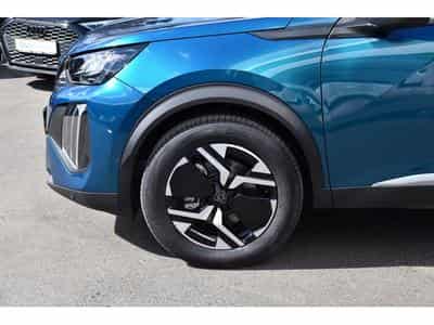 Peugeot 2008 1.2 Hybrid 145 Allure e-DCS6 ACC LANE SIDE GPS CAM360 1°MAIN (2025) - Foto 5