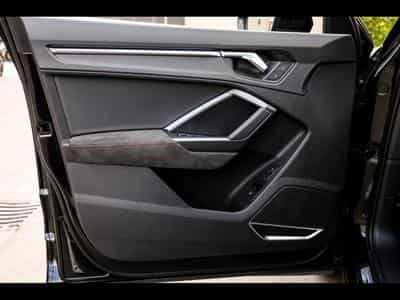 Audi RSQ3 SPORTBACK 2.5 TFSI QUATTRO S-TRONIC – MYTHOS BLACK METALLIC (2021) - Foto 8