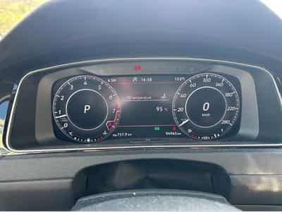 VW Golf Golf GTI Performance 300 PS 2.0 TSI OPF DSG (2019) - Photo 12