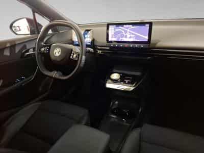 MG MG4 LUXUARY (2026) - Foto 11