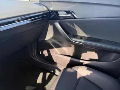 MG MG4 ELECTRIC (2026) - Photo 9