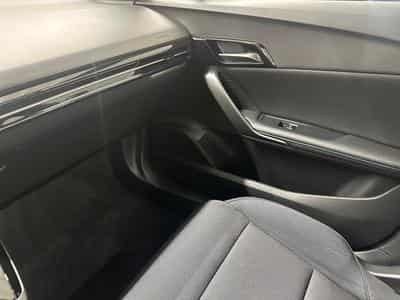 MG MG4 STANDARD (2026) - Photo 9