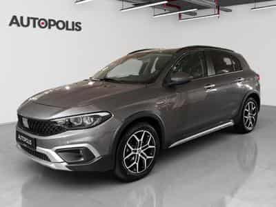 Fiat Tipo 1.5 HYBRID CROSS (2026) - Photo 1