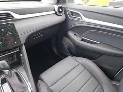 MG ZS 1.0 T-GDi AT LUXURY (2024) - Photo 9