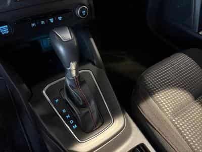 Ford Focus 1.0i EcoBst MHEV 92kW ST-Line Style DCT (2026) - Photo 9