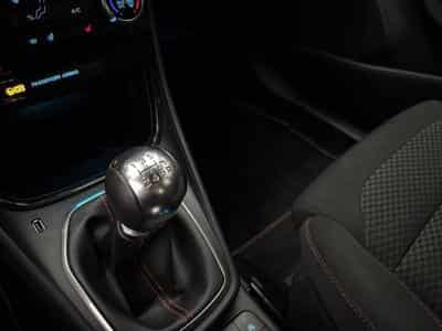 Ford Puma 1.0i Ecoboost mHEV 114kW Aut. ST-Line (2026) - Photo 9