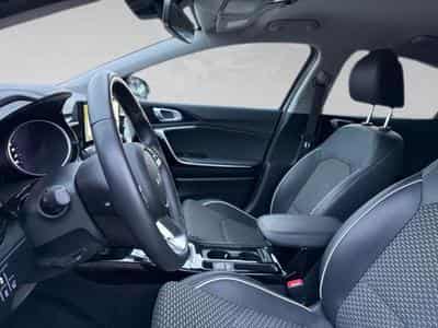 Kia XCeed 1.5 T-GDi 140 DCT GT Line (2026) - Photo 4