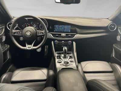 Alfa-Romeo Giulia 2.0 TB 280 Q4 Veloce AUTO (2026) - Photo 4