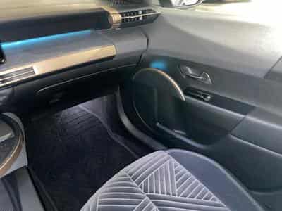 Lancia Ypsilon 1.2 Hybrid 74kW eDCT LX (2026) - Photo 9