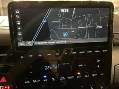 Hyundai Staria 1.6 T-GDi HEV 6AT 7ST Luxury Bronze (2026) - Photo 3