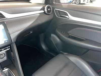 MG ZS 1.0 T-GDi AT LUXURY (2026) - Photo 9