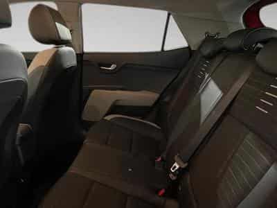 Kia Stonic 1.0 T 100 Inspire Plus DCT (2026) - Photo 10