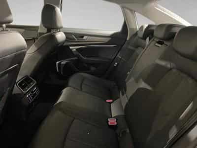 Audi A6 40 TDI S tronic Design (2026) - Photo 11