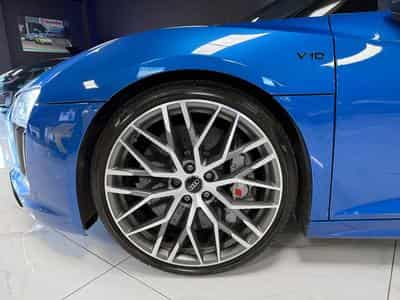 Audi R8 SPYDER 5.2 FSI QUATTRO / Keramik / B&O / Lazer (2017) - Photo 9